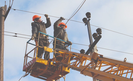 День енергетика у 2015: якою була робота «воїнів світла» 10 років тому