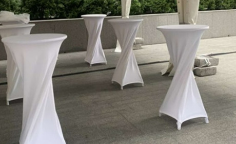 Як правильно розрахувати кількість столів для події