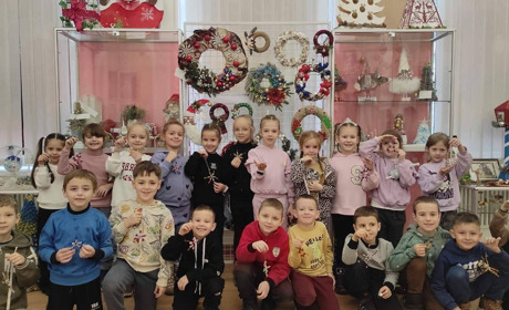 Різдвяна магія своїми руками: у музеї провели майстер-клас для маленьких фастівчан