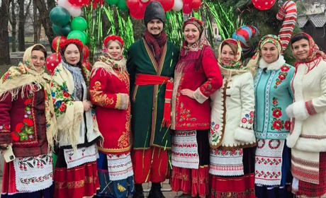 Колядуємо: зберігаємо традиції та віру в Перемогу