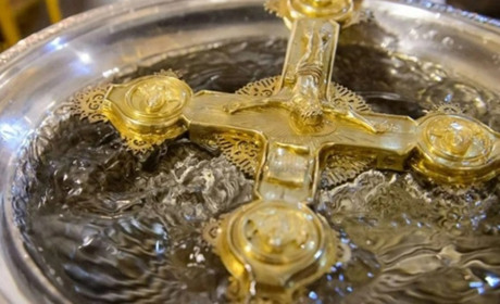 Розклад богослужінь на Водохреща у Звягелі