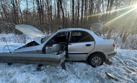 Поліція розслідує обставини смертельної ДТП у Ніжинському районі