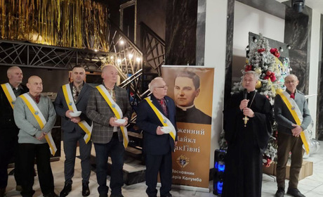 У Фастові провели Різдвяну вечерю пам’яті та вдячності для родин полеглих Героїв