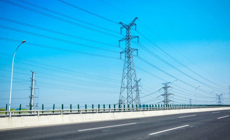 У грудні Україна імпортувала найбільший обсяг електроенергії порівняно з іншими місяцями 2025 року