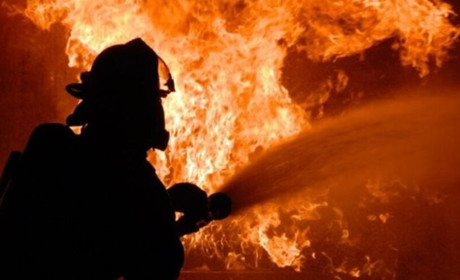 На Шепетівщині в пожежі загинув чоловік, ще двоє у лікарні