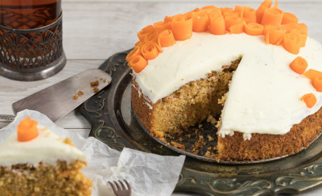 Морквяний пиріг: покроковий рецепт соковитого десерту до чаю