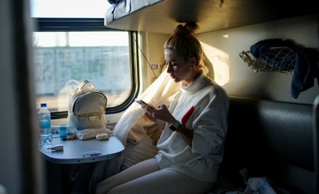 Інтернет у поїздах: пілотний проєкт розширюється на поїзди далекого сполучення