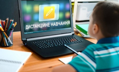 У Старокостянтинові школи переходять на дистанційне навчання