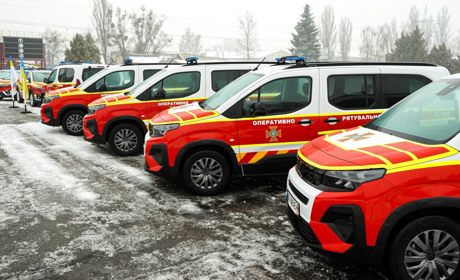 Рятувальники Кагарличчини отримали новий спецавтомобіль та обладнання