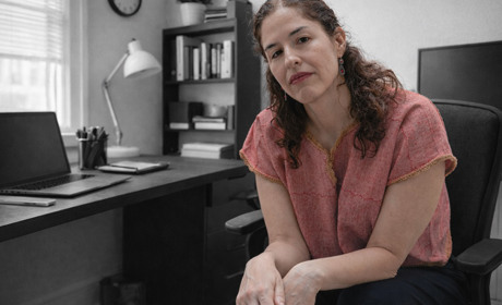 Гостросоціальна феміністична література, що б’є під дих: «Єдина донька»