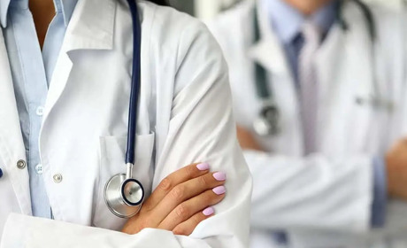 Медичні гарантії українцям від держави: більше коштів на первинку, кардіологію та "Доступні ліки"