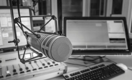 13 січня: День суспільного радіомовлення та інші свята, дати, події, народні прикмети