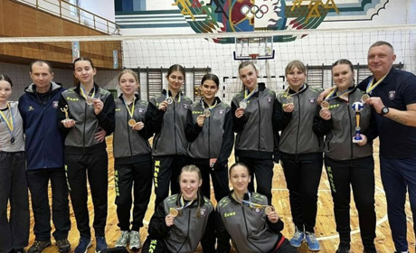 Золотоніські волейболістки вибороли «срібло» на турнірі в Драбові