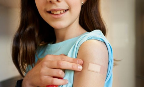 На Київщині стартувала безоплатна вакцинація дівчат проти вірусу папіломи людини