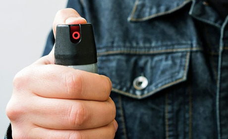 Ножі, газові балончики, молотки: що ще тепер заборонено приносити в освітні заклади