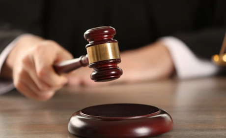 На Полонщині чоловіка засудили за домашнє насильство через ревнощі