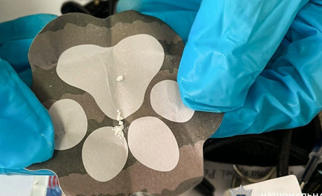 У Південноукраїнську затримали жінку за продаж психотропів: їй загрожує до 10 років в'язниці