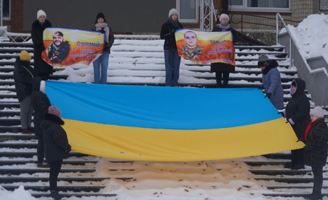 Вони мужньо захищали Україну. У Городку вшанували памʼять Вадима Сурмія та Павла Білого