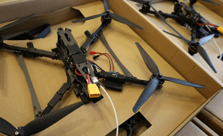 Звягельська громада передала 30-й ОМБр другу партію дронів