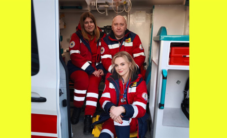 На Бориспільщині медики екстреної допомоги врятували життя чоловіка після зупинки серця