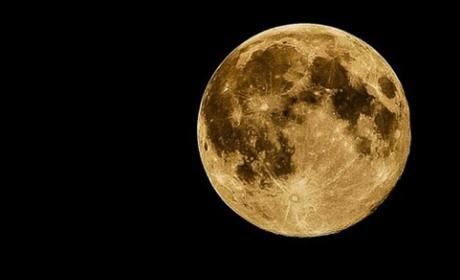 Місячний календар на лютий 2026: повня, молодик і несприятливі дні