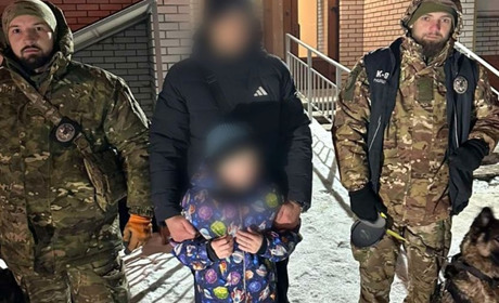 На Київщині кінологи зі службовими собаками розшукали зниклу дитину