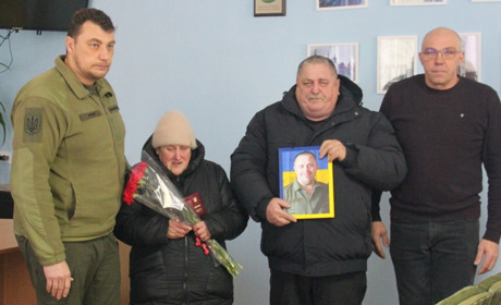 В Іванові вручили нагороди родинам загиблих воїнів