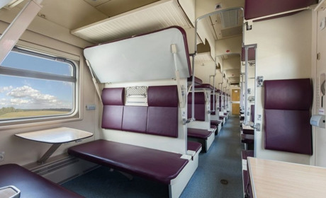 Хто має право на нижню полицю, столик і місце для багажу в потягу: роз’яснення «Укрзалізниці»