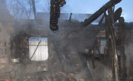 У пожежі на Фастівщині загинули двоє людей: поліція розпочала розслідування