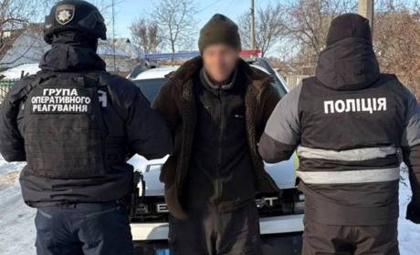 Продавав гранати та вогнепальну зброю: повідомлено про підозру жителю Ніжинщини