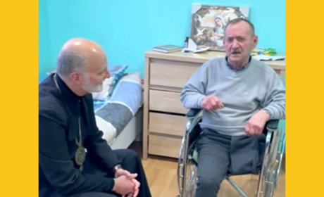 Мешканець «Дому милосердя» в Чорткові: «Відбуваюсь жартами – у мене виходить»