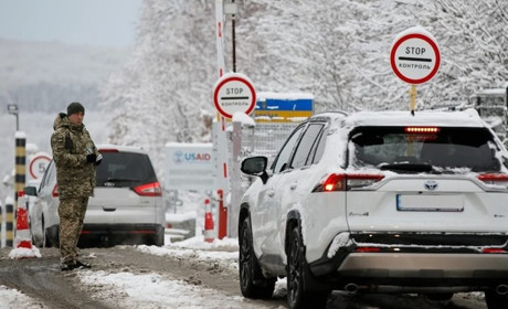 Кордон з Молдовою частково закривають для вантажівок і автобусів через складні погодні умови
