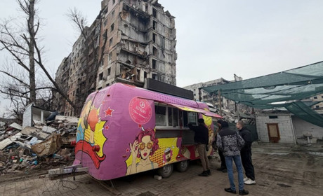 Місто-примара з рожевим кіоском: життя в окупованій Авдіївці