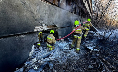 Ворожі атаки по Миколаївщині: поранене подружжя, пошкоджена інфраструктура