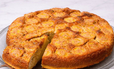 Банановий кекс на сковороді: простий рецепт без духовки