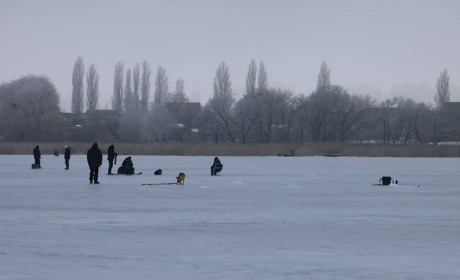На річці Унаві у Фастові пройшли змагання із зимової риболовлі «Зима-2026»