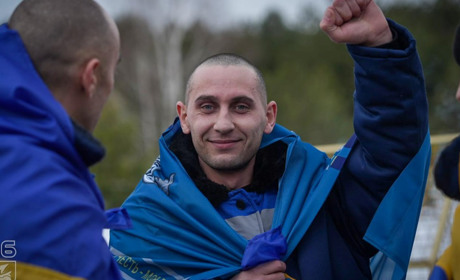 «Бабусю, я вже в Україні»: після років полону додому повернувся первомайчанин Антон Ткаченко