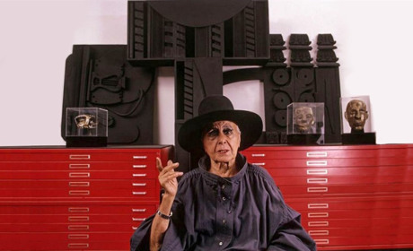 "Справжня сила делікатна": казала світова знаменитість Луїза Невельсон, народжена в Переяславі