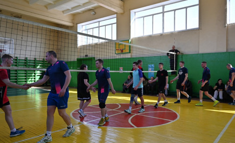 П’ятий день газетного турніру: хто лідирує, хто терпить фіаско