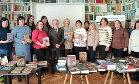 Українська книга, що відроджується: у бібліотеці пройшла зустріч з Володимиром Шовкошитним