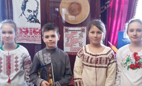 Просвітницький захід "Переяславськими стежками Кобзаря" провели для школярів до Шевченківських днів