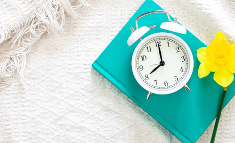 Україна знову переводить годинники? Чи буде перехід на літній час у 2026 році