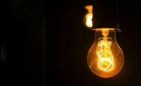 Щоденник війни. Тиждень двісті п'ятий. Праве око сіпається, коли холодильник перестає дзижчати