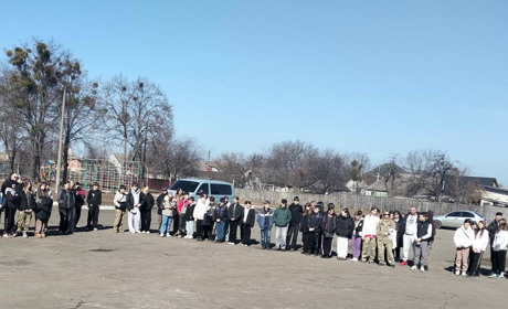 Фастівські школярі змагались у військово-патріотичній грі "Джура"