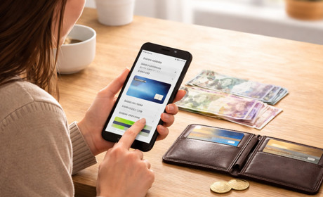 Фейкова допомога: у Глухові жінку ошукали на 39 тисяч гривень