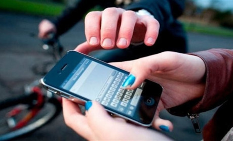 Житель Борівців отримав 7 років за грабіж - забрав телефон у 8-річної дівчинки