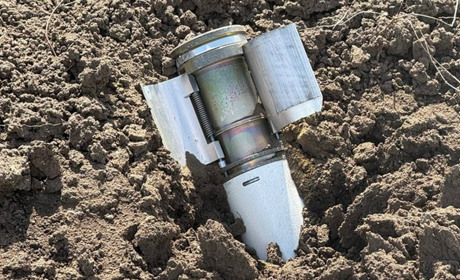 У Біляївці після нічної атаки на городі виявили небезпечний предмет: як діяти і куди звертатися