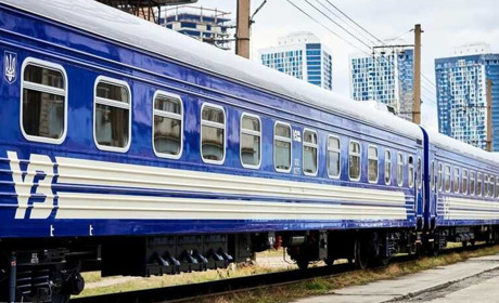 На Полтавщині скасовують приміські поїзди: перелік дат і рейсів