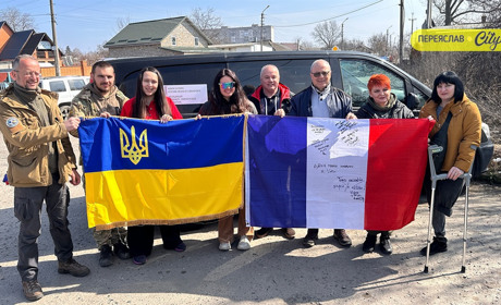 До волонтерки Інни Марченко в Переяслав колеги із Франції привезли чергову допомогу для фронту