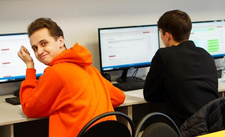 Як вступникам скласти НМТ-2026 у разі блекаутів та повітряних тривог